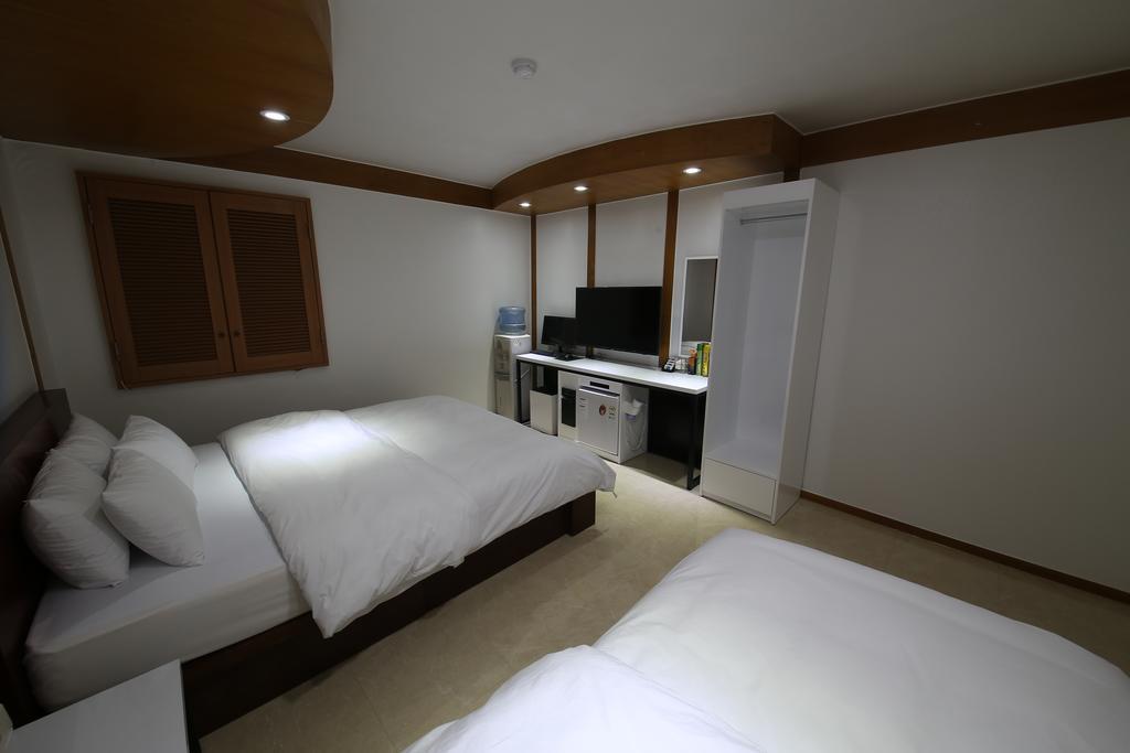 Abata Business Hotel Kōyō Exterior foto